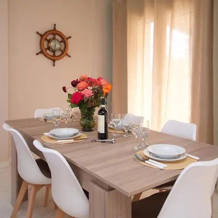 펜션 Kazarma Luxury At Klismata Village 8 Guests 스파르티아