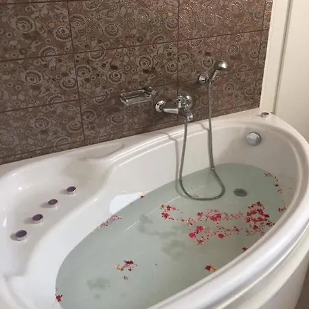 Dom wakacyjny Kazarma Luxury At Klismata Village 8 Guests