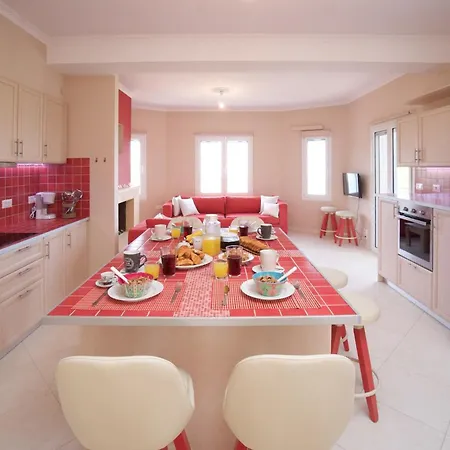 Feriehus Kazarma Luxury At Klismata Village 8 Guests *