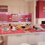 펜션 Kazarma Luxury At Klismata Village 8 Guests 스파르티아