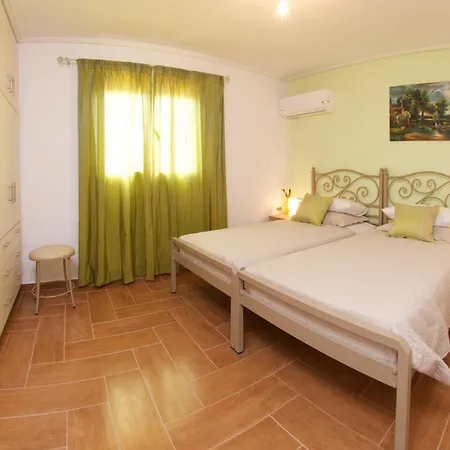 Σπίτι διακοπών Kazarma Luxury At Klismata Village 8 Guests